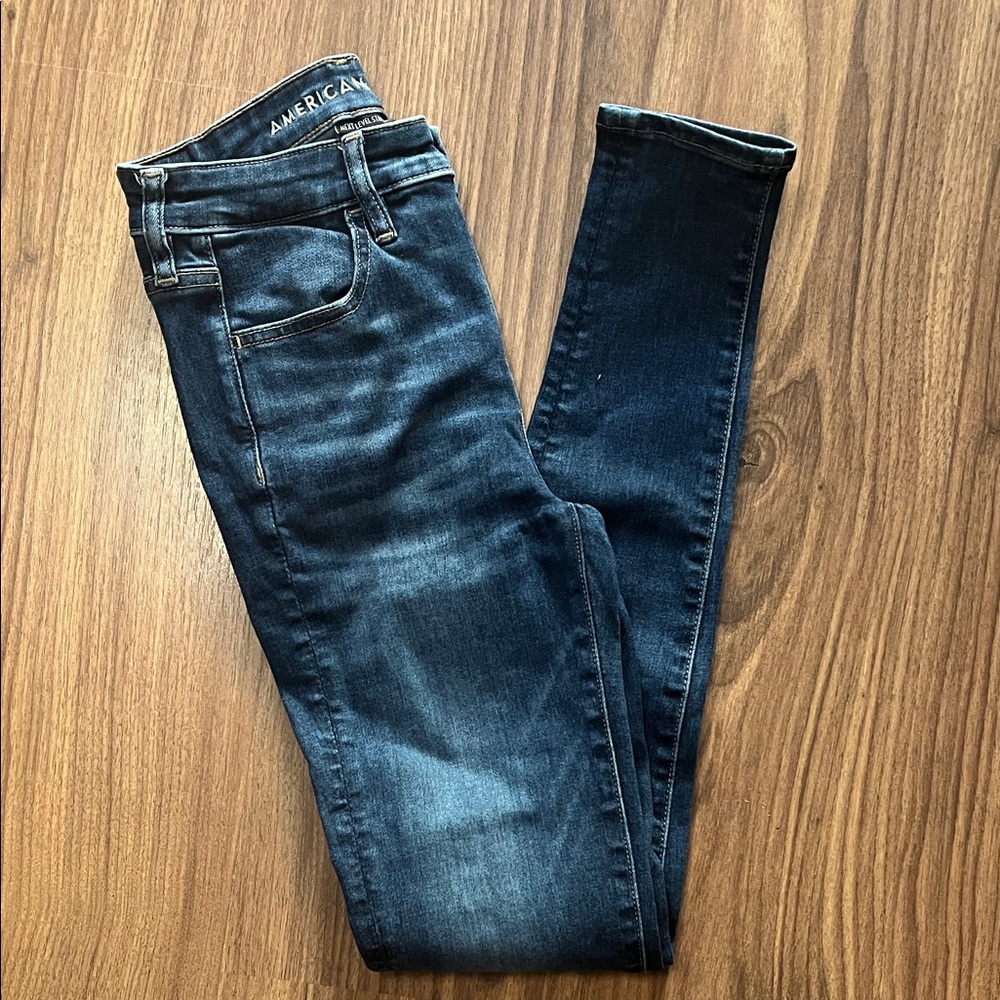 American Eagle Outfitters Women's Dark Blue Skinny Jeans